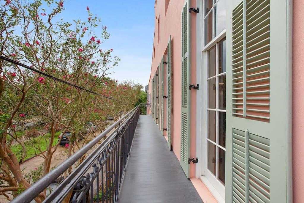 Ferienwohnung Fab 1838 Garden District 5Br With Parking And Balcony New Orleans Exterior foto