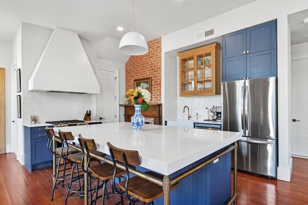 Ferienwohnung Fab 1838 Garden District 5Br With Parking And Balcony New Orleans Exterior foto
